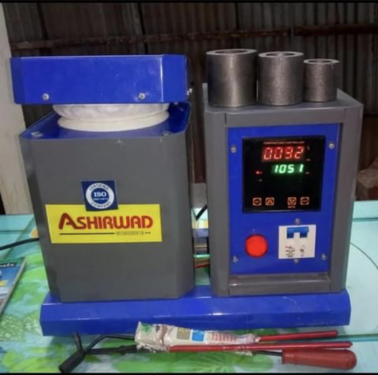 GOLD MELTING FURNACE, GOLD MELTING MACHINE. 1KG FURNACE